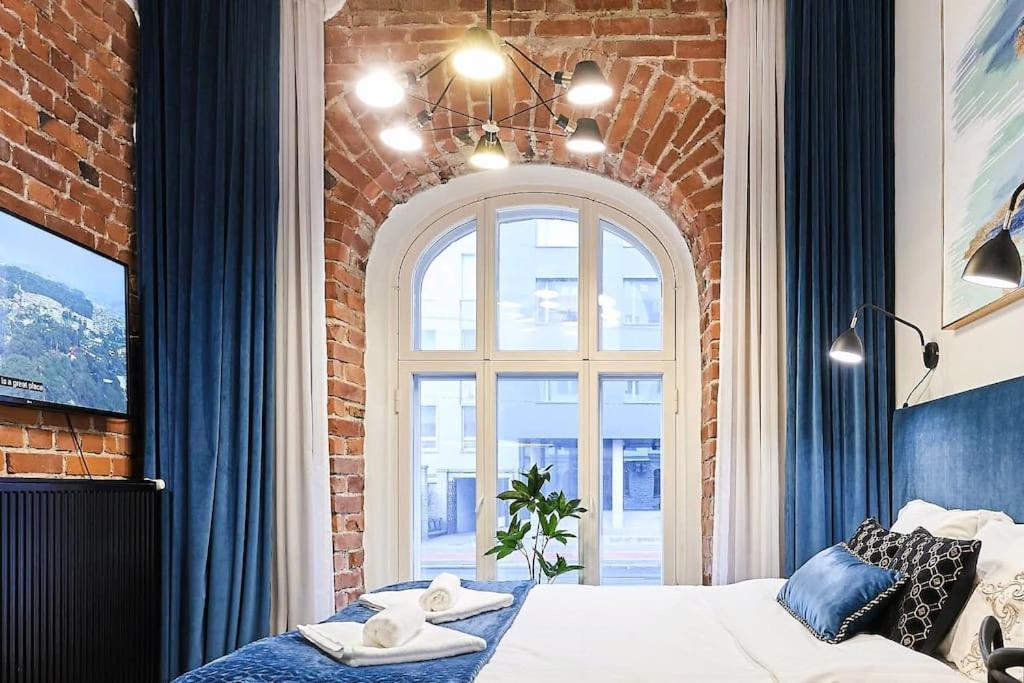 Urban-Glam City Centre Studio With A Gym And Terrace Таллінн Екстер'єр фото