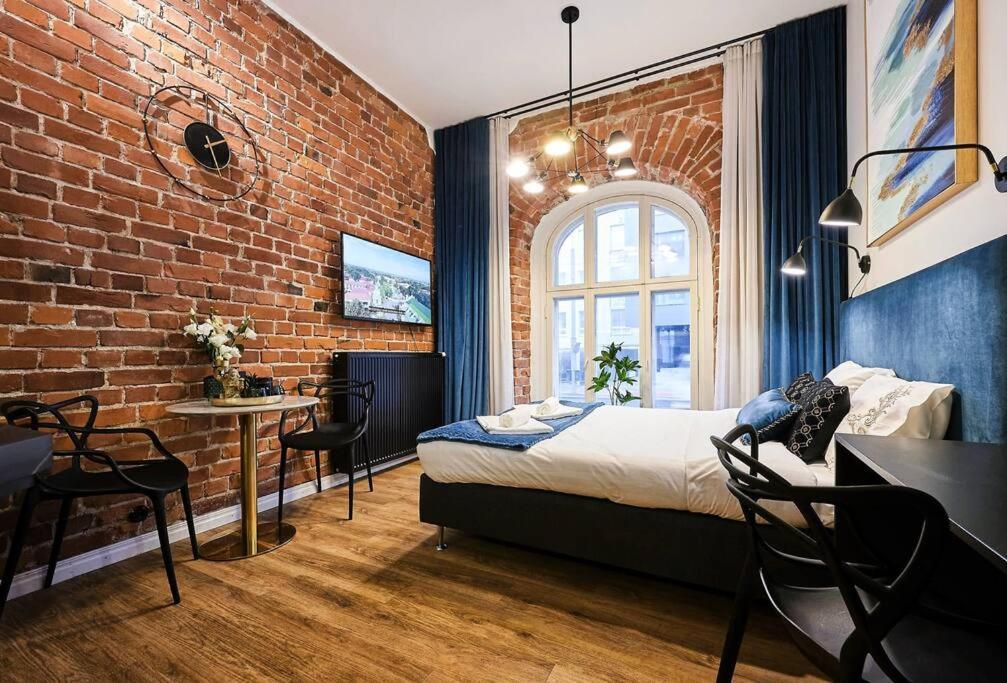 Urban-Glam City Centre Studio With A Gym And Terrace Таллінн Екстер'єр фото